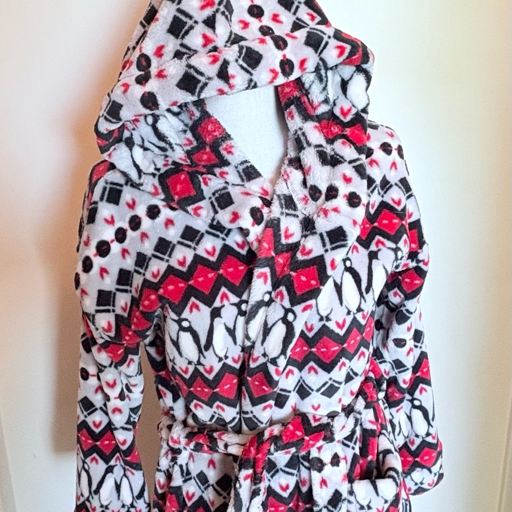 Vera Bradley Women's Medium Hooded Penguin Print Robe
